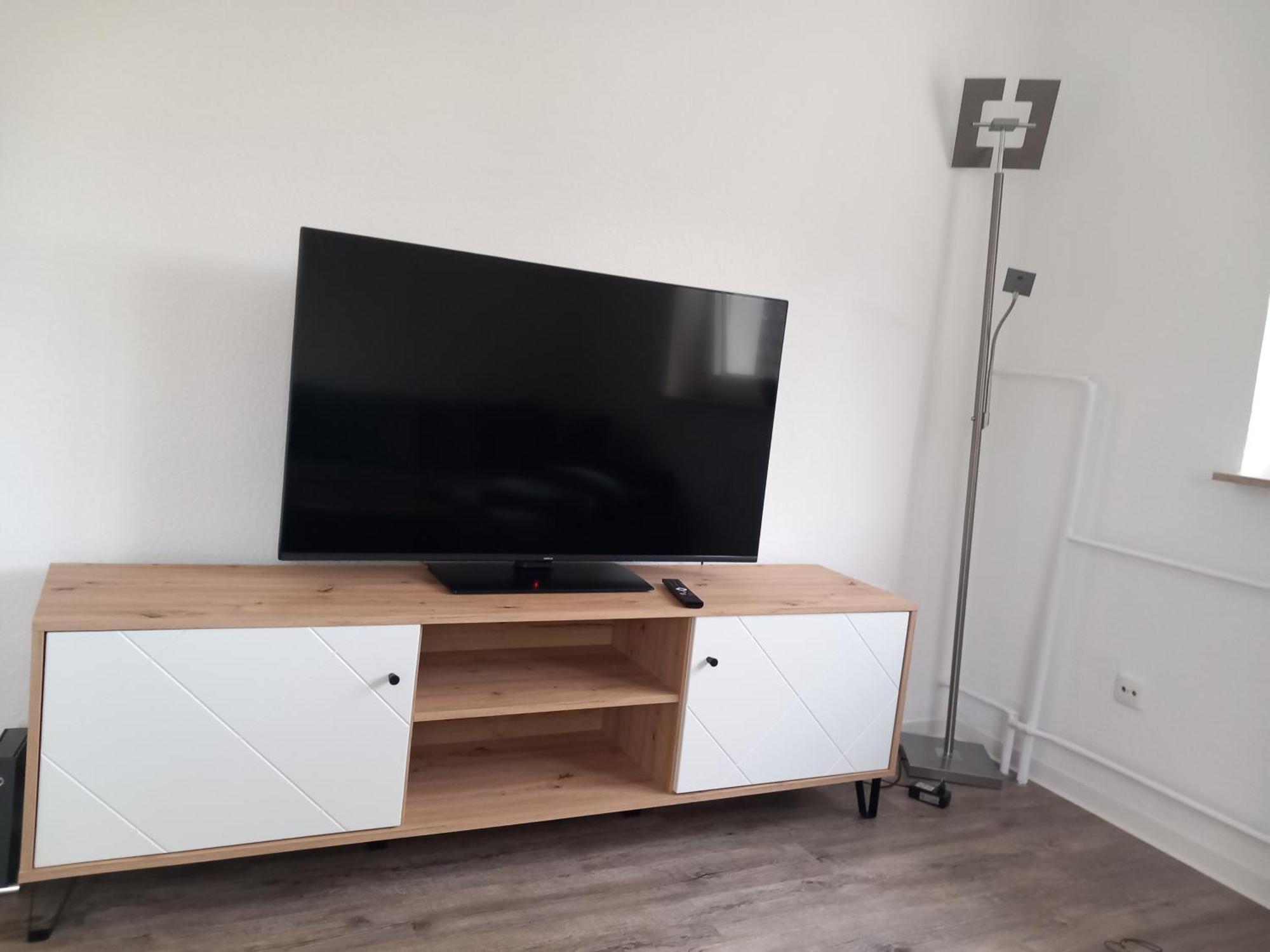 City Apartment Duisburg 1#Netflix &Wlan &Kingsize Bett &Kaffee Maschine & Central & 500M Innenhafen & 2 Min U Bahn Luaran gambar